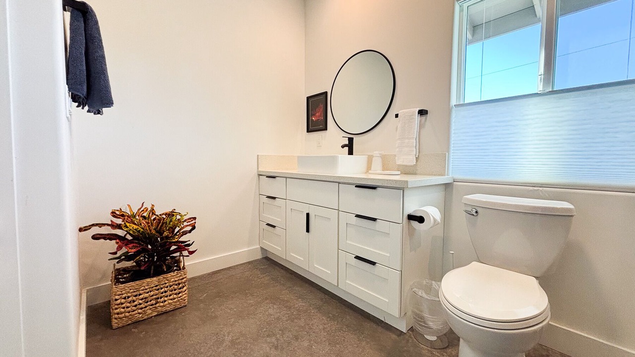 Photo of Bathroom in Discovery Harbour