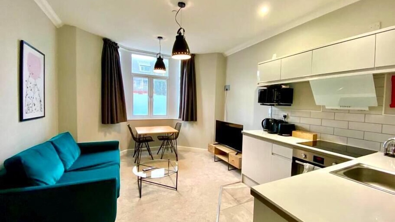 Photo of Livingroom in Canton