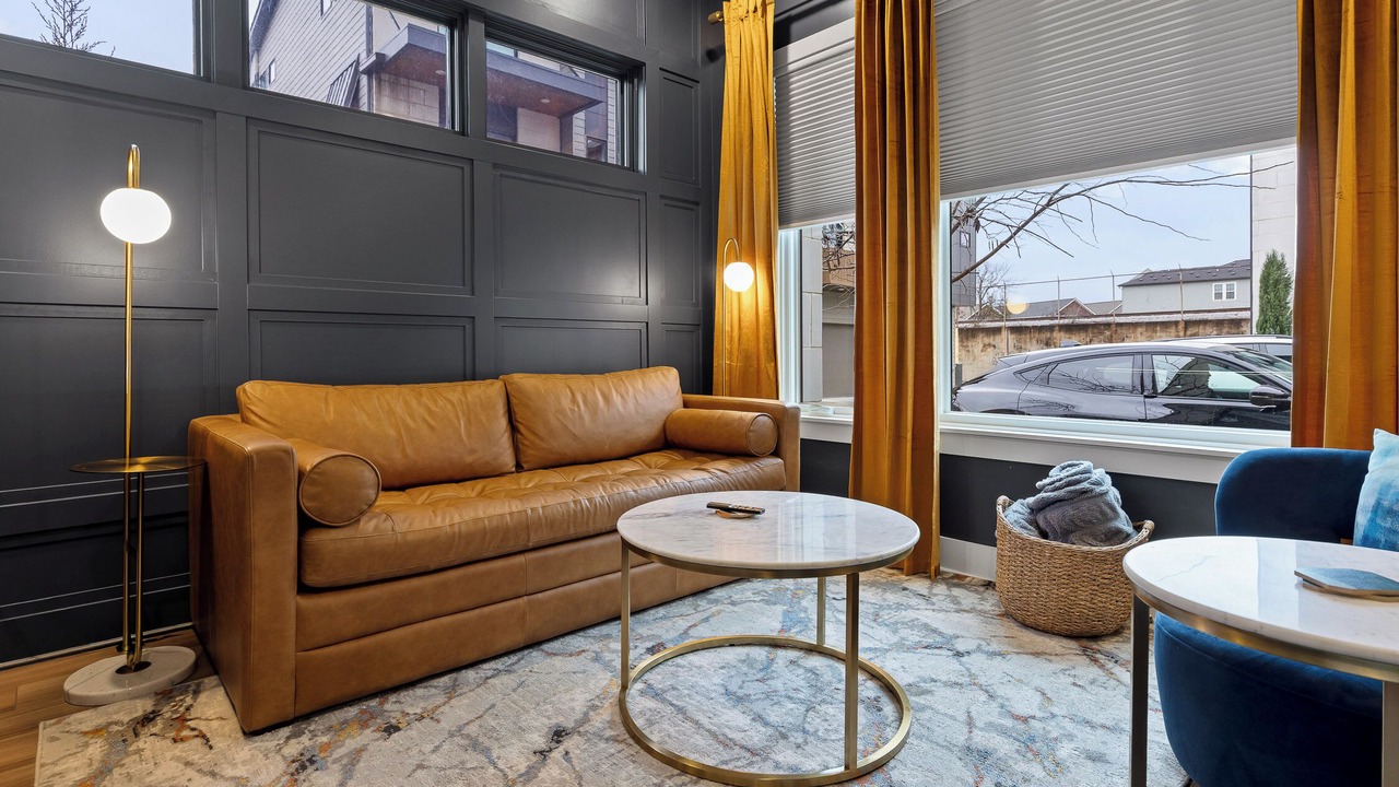 Photo of Livingroom in Chattanooga