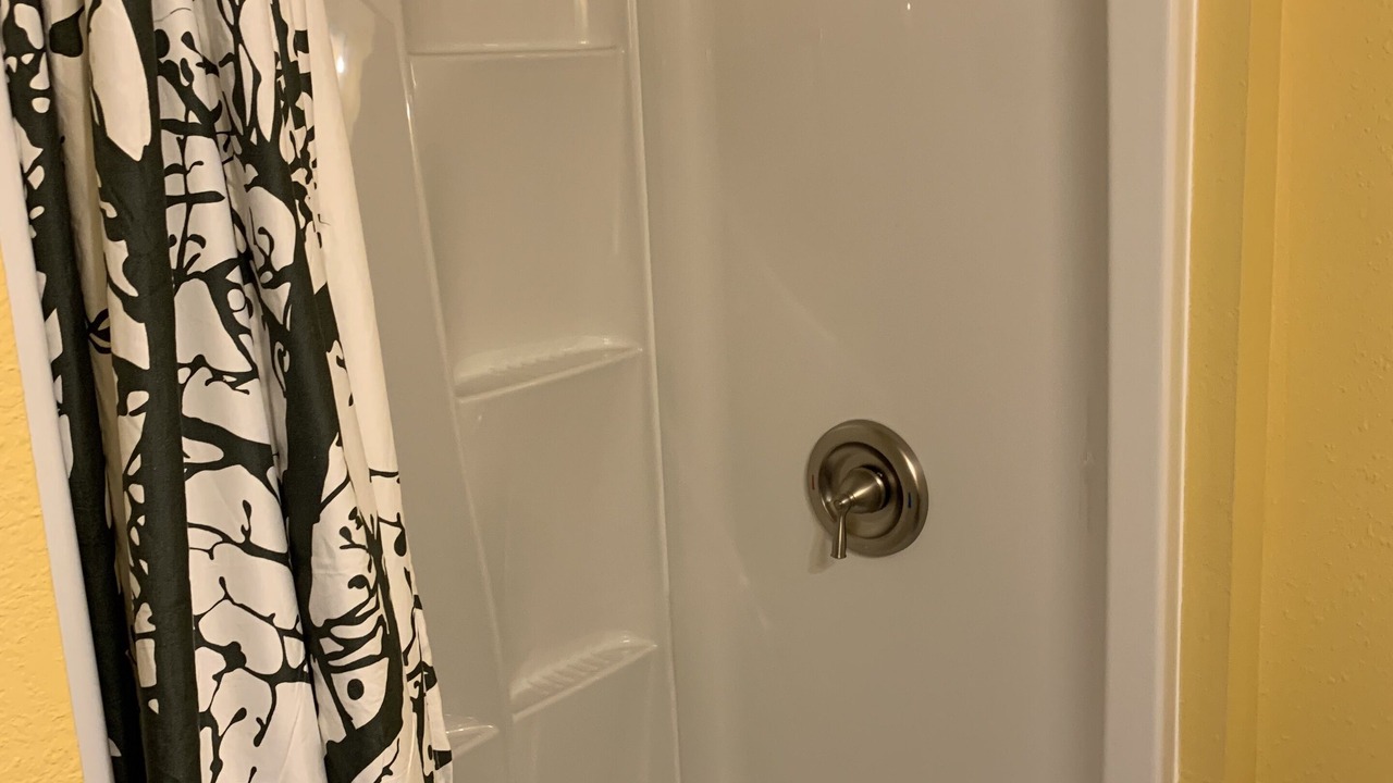 Photo of Bathroom in Rainier