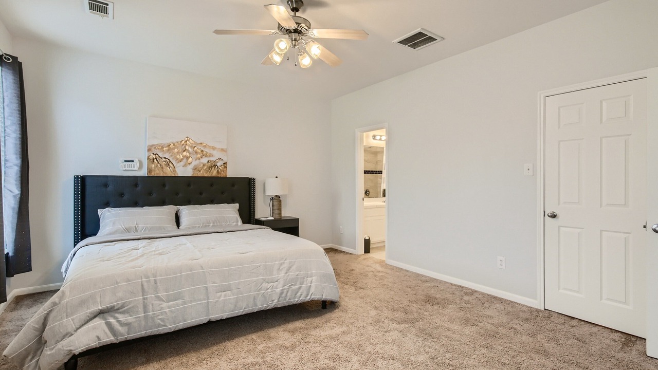 Photo of Bedroom in Barker