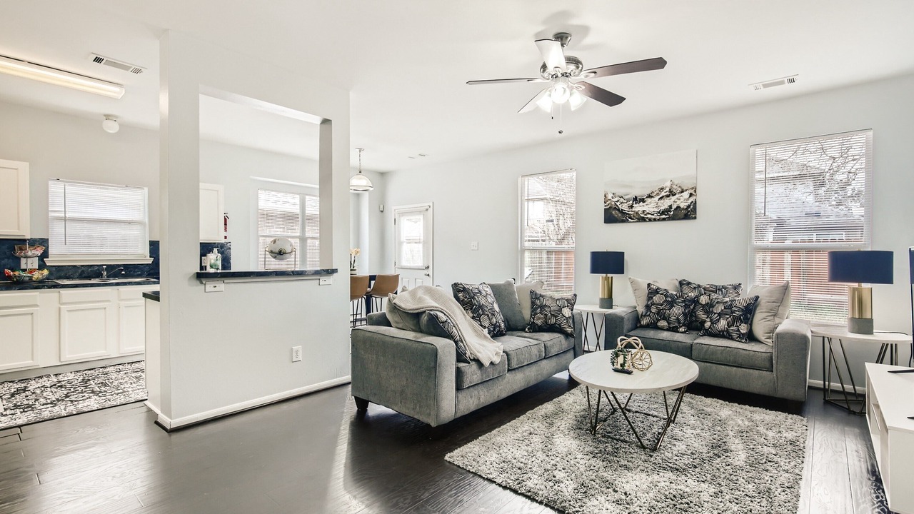Photo of Livingroom in Barker