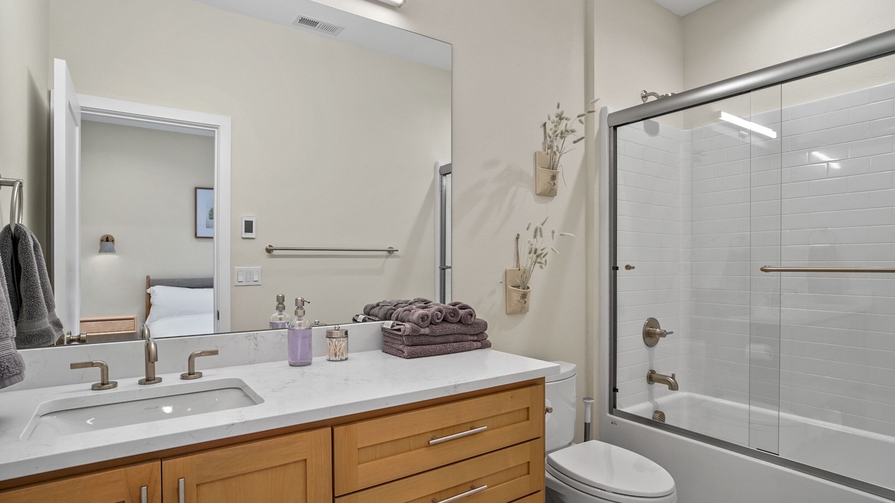 Photo of Bathroom in Rockaway Beach