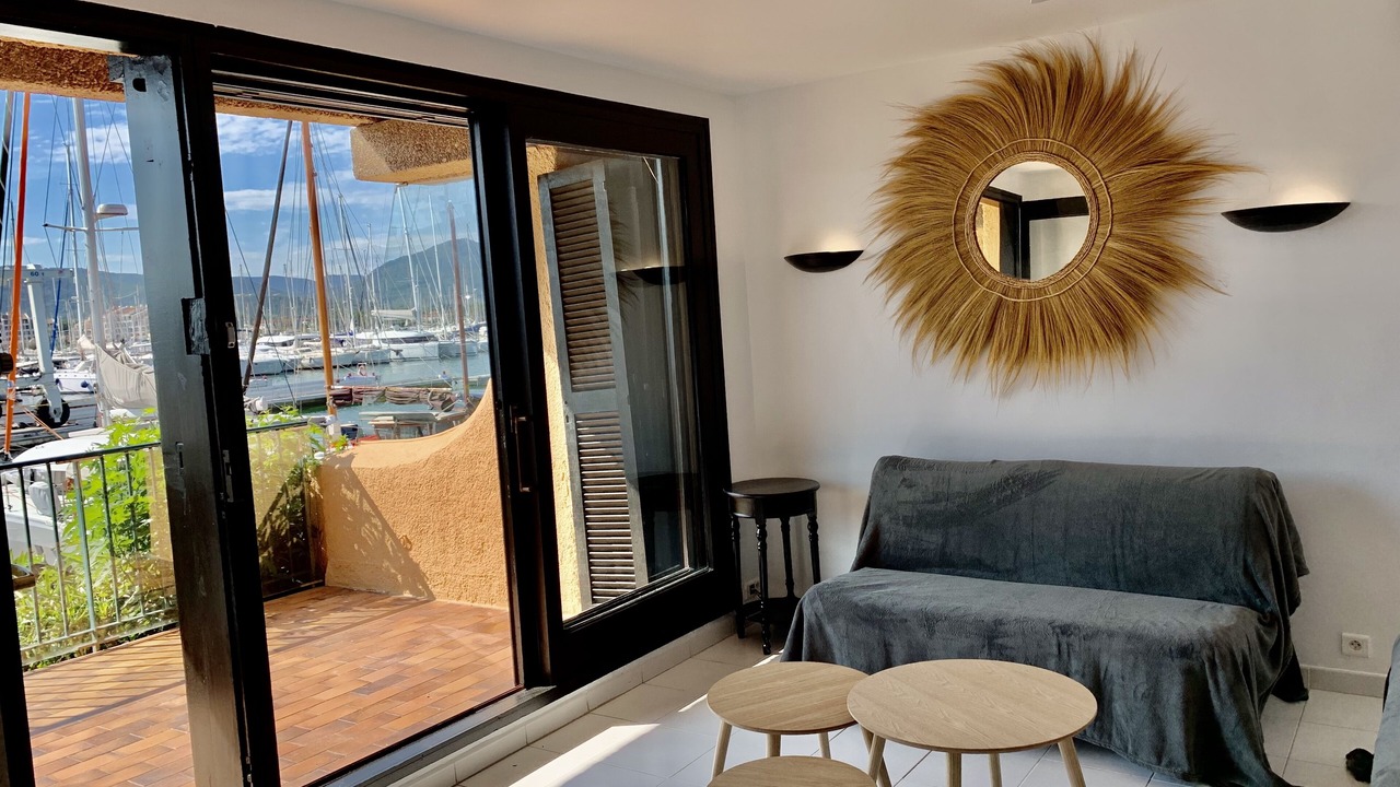 Photo of Livingroom in Port Cogolin