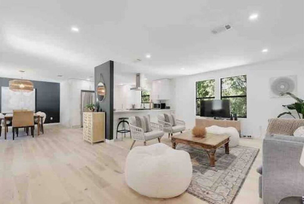 Photo of Livingroom in Austin