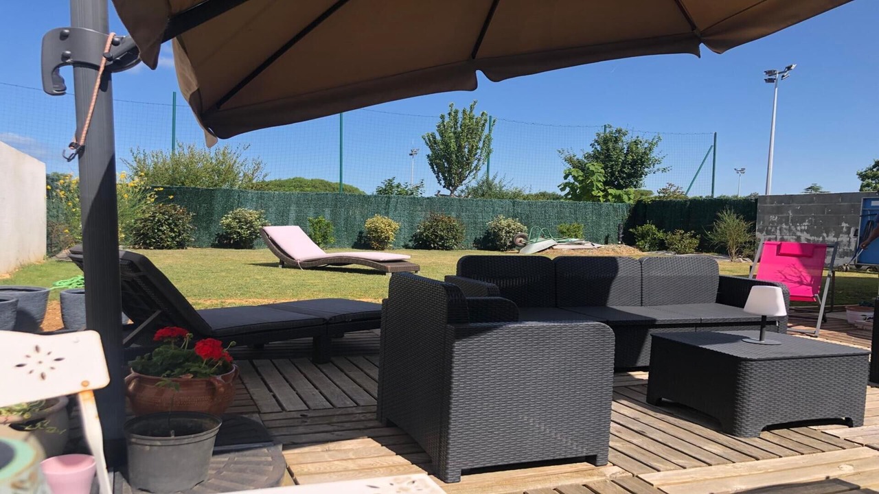 Photo of Patio Balcony in LHoumeau