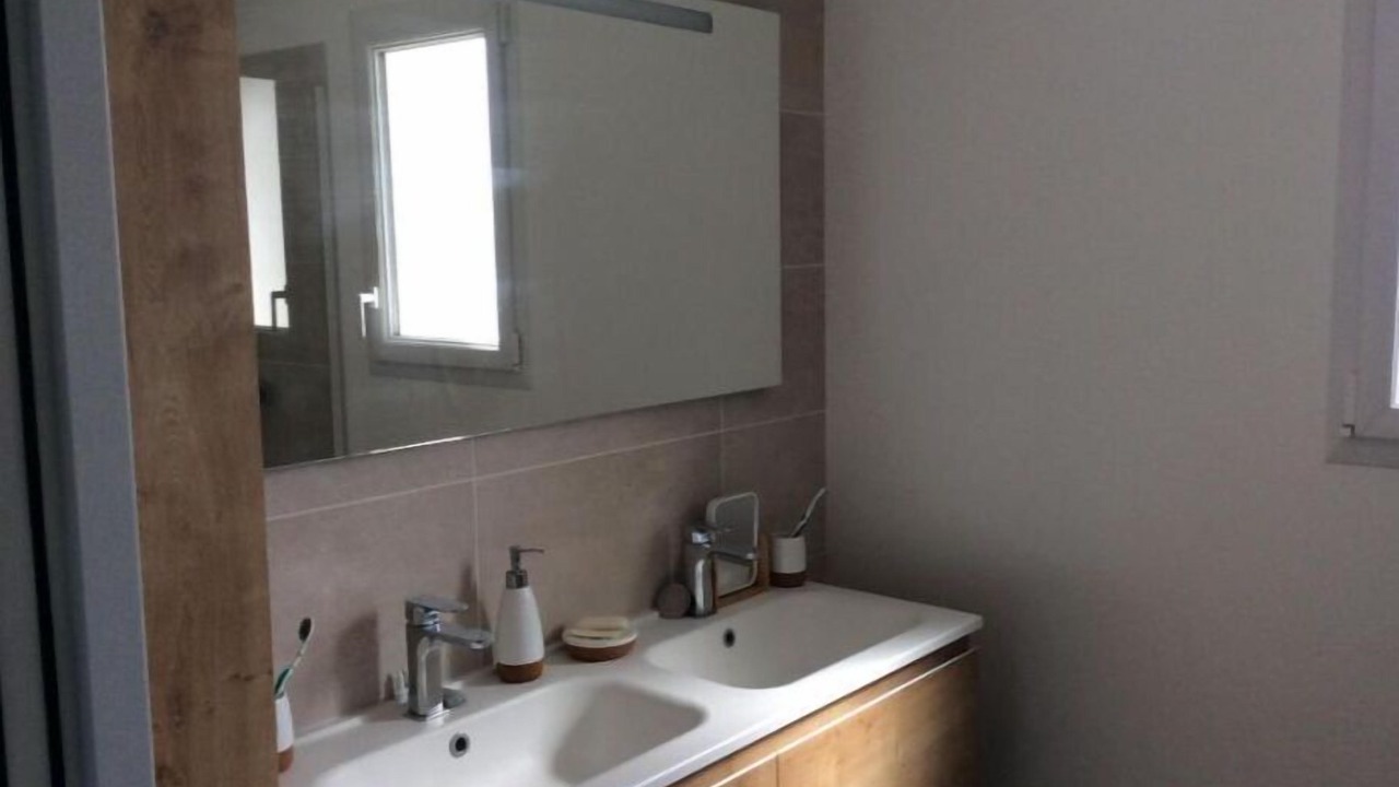 Photo of Bathroom in LHoumeau