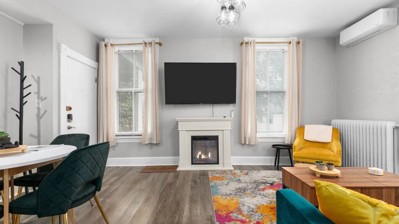 Photo of Livingroom in Neenah
