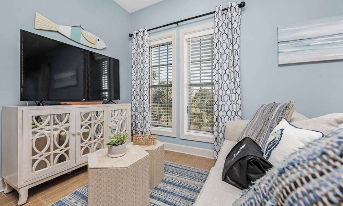 Photo of Bedroom in Seacrest Beach