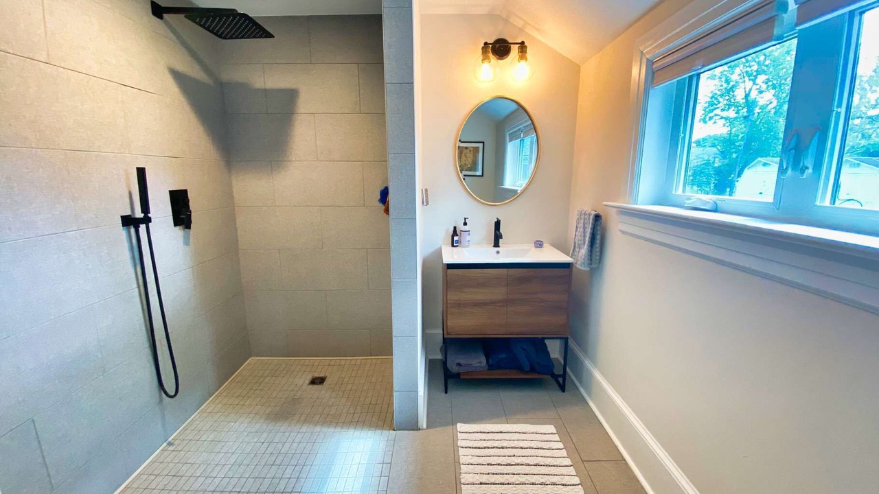 Photo of Bathroom in Cape Charles