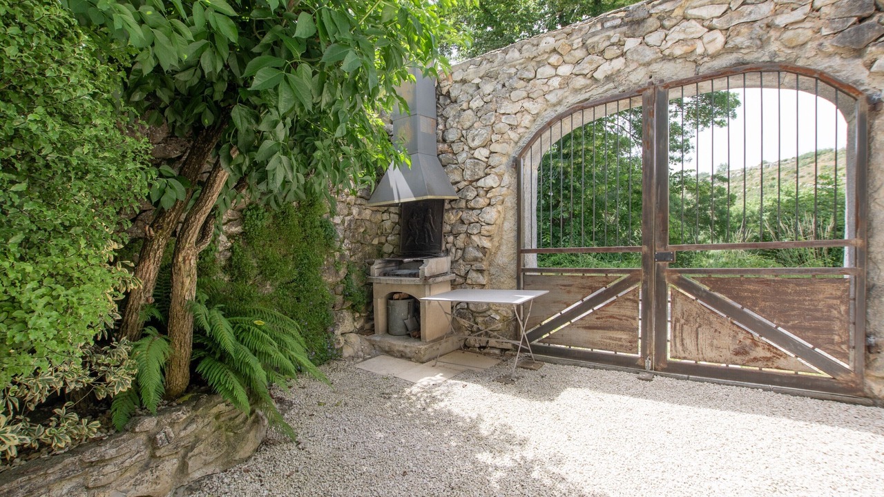 Photo of Patio Balcony in Gras