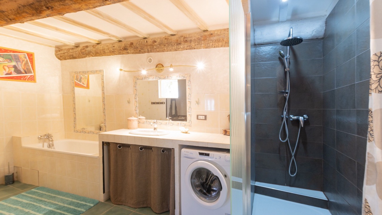 Photo of Bathroom in Gras