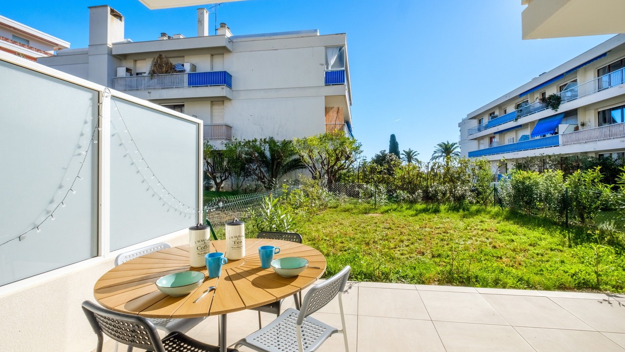 Photo of Outdoor in La Californie