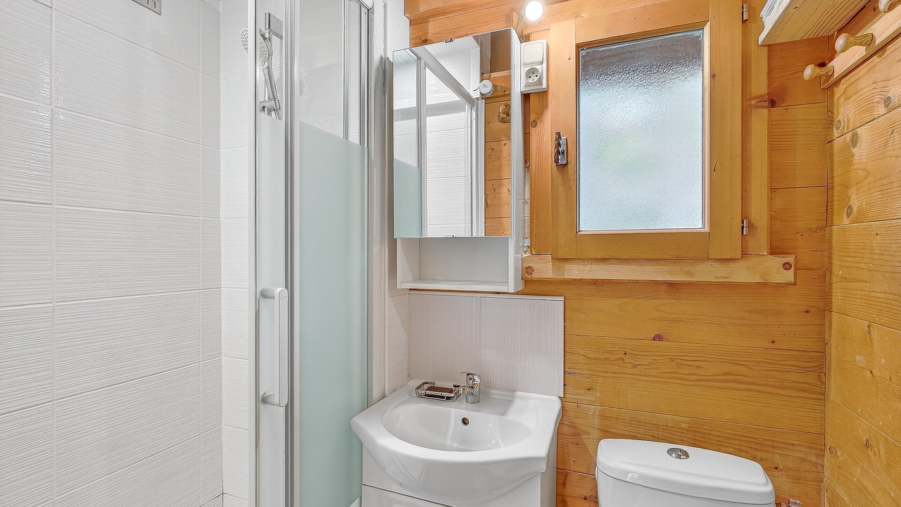 Photo of Bathroom in Meolans-Revel