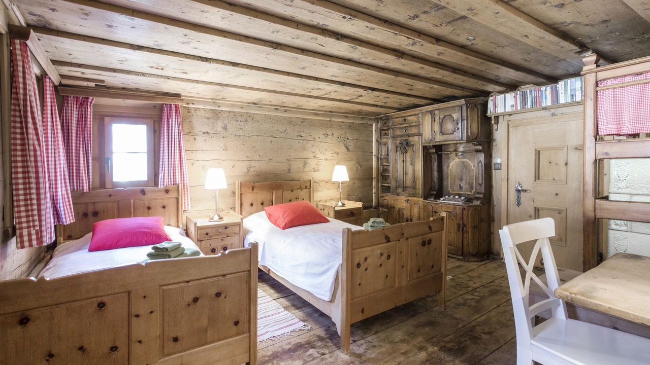 Photo of Bedroom in Zuoz