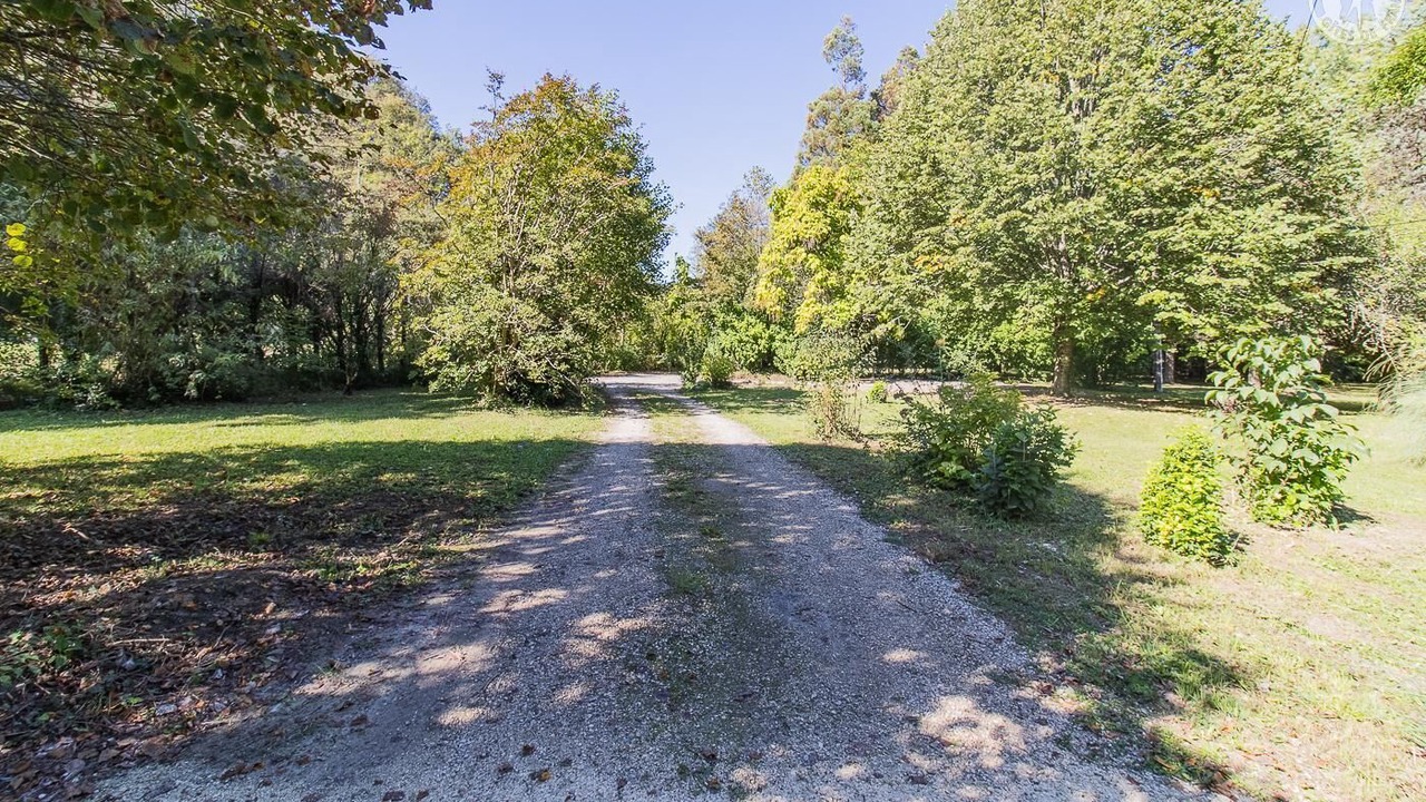 Photo of Outdoor in Vions