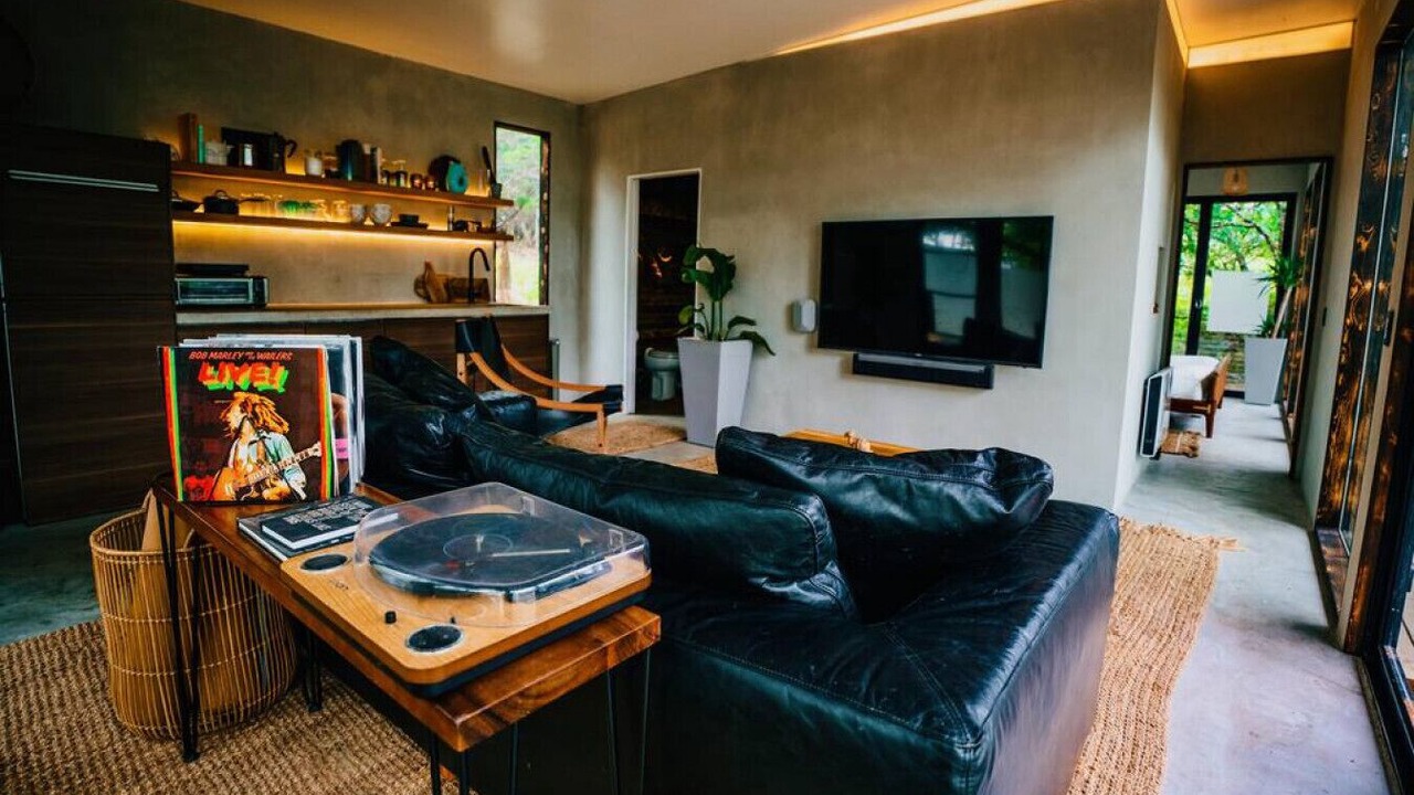 Photo of Livingroom in Oatmeal