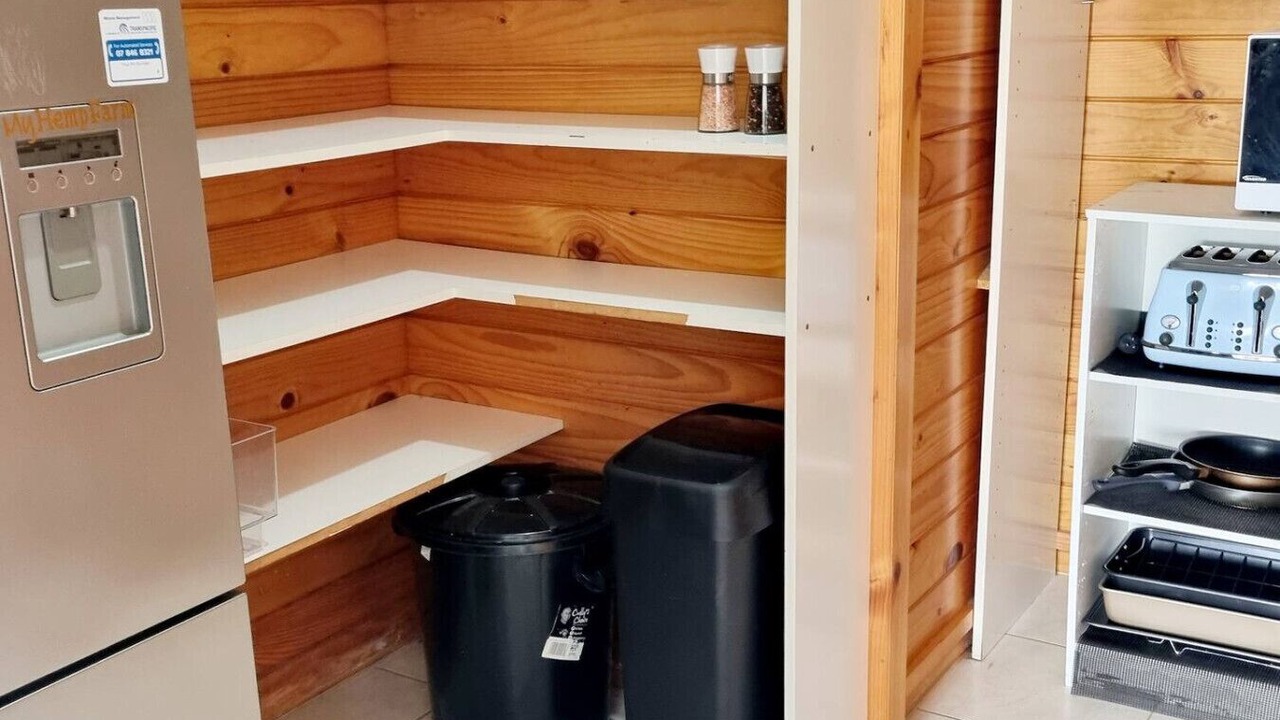 Photo of Others in Raglan