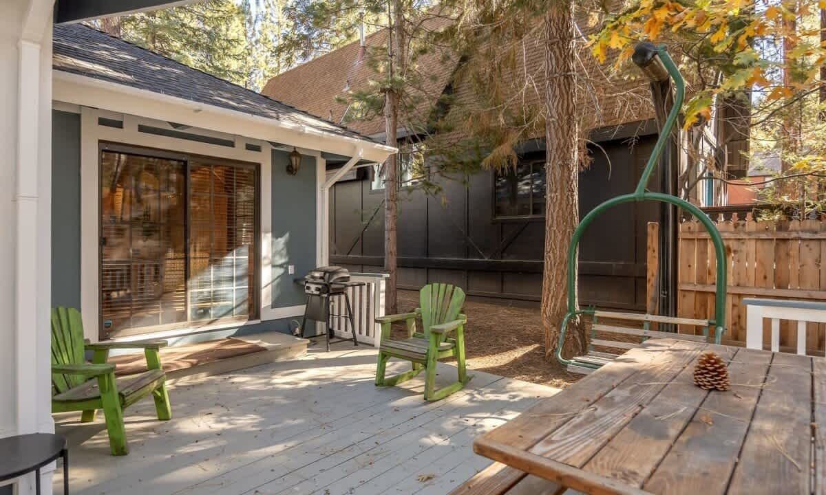 Photo of Outdoor in Summit Estates