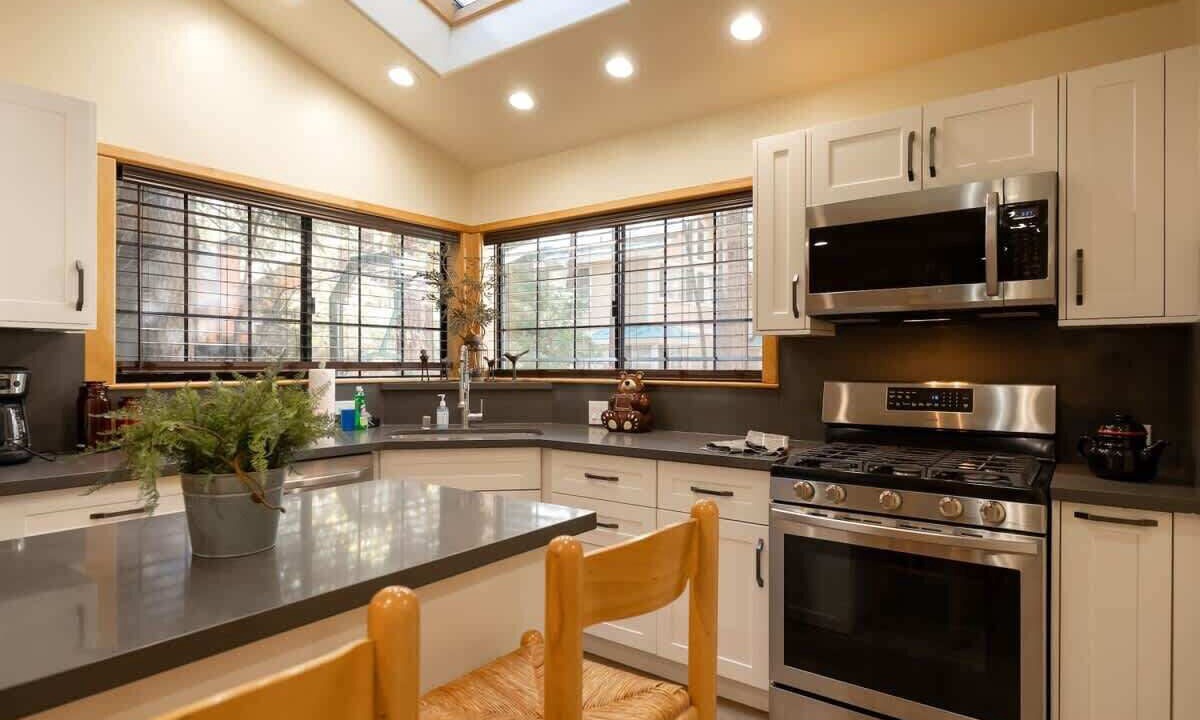 Photo of Others in Summit Estates
