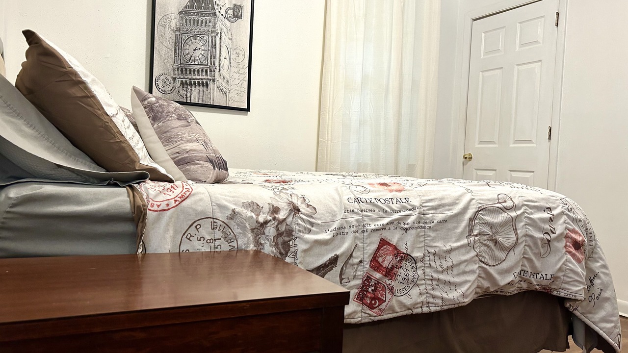 Photo of Bedroom in Old Hickory