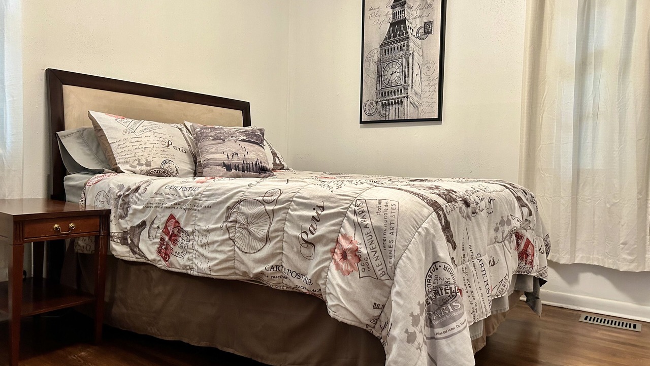Photo of Bedroom in Old Hickory