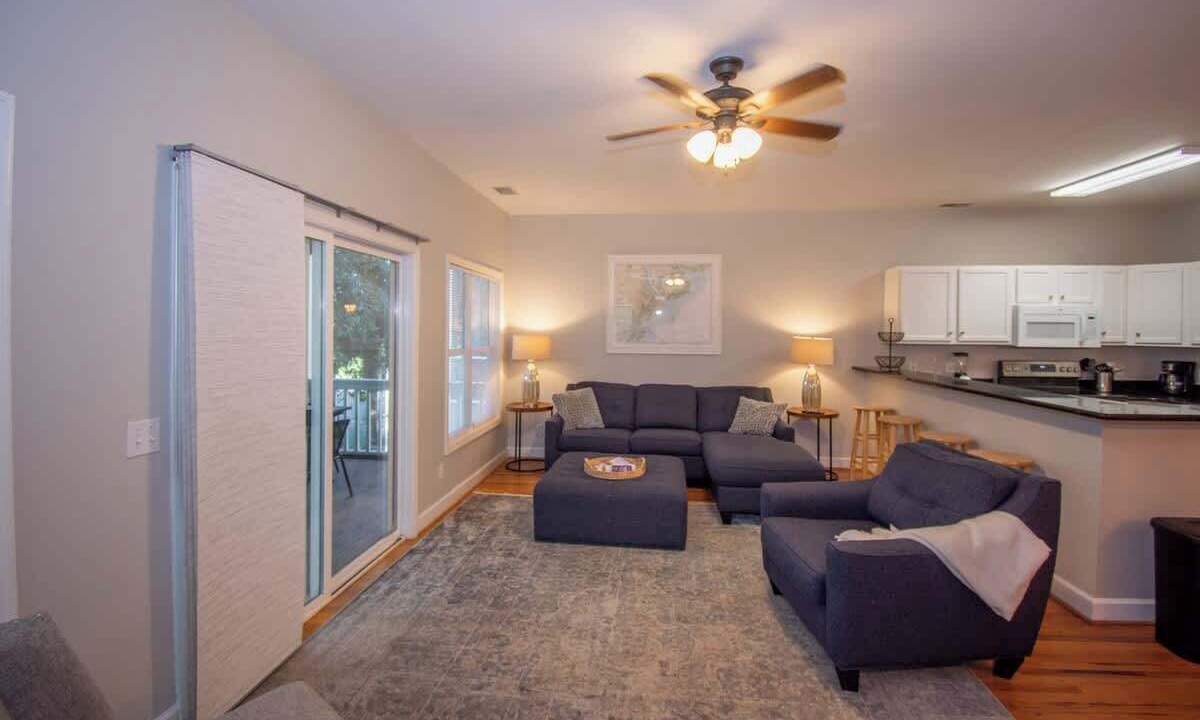 Photo of Livingroom in Bonito Boathouses