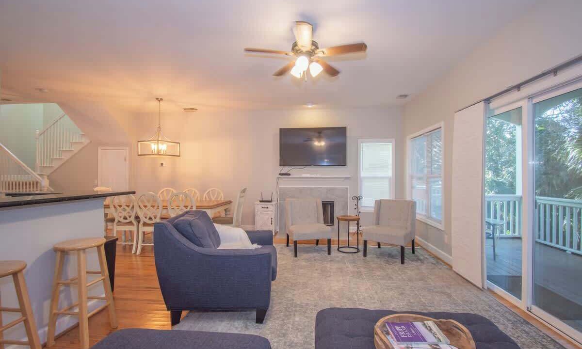 Photo of Livingroom in Bonito Boathouses