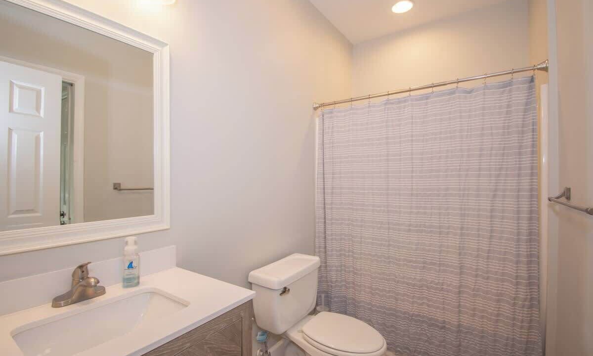 Photo of Bathroom in Bonito Boathouses