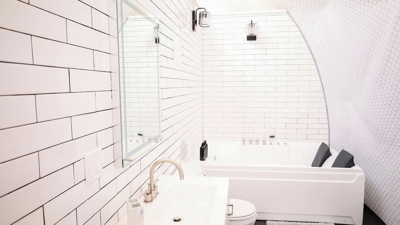 Photo of Bathroom in Eureka Springs