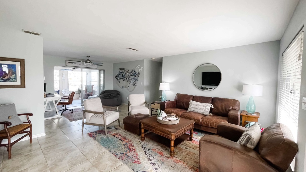 Photo of Livingroom in Gulf Harbors