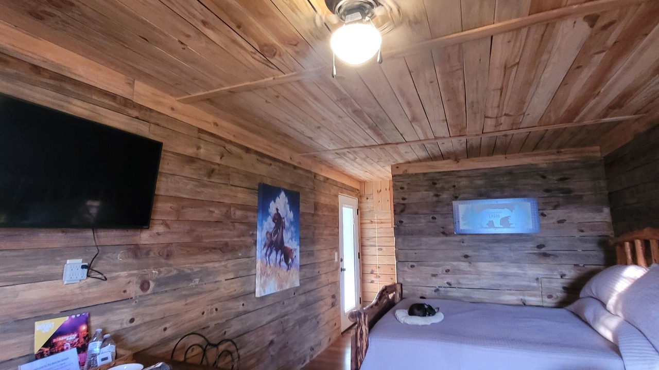 Photo of Bedroom in Durant