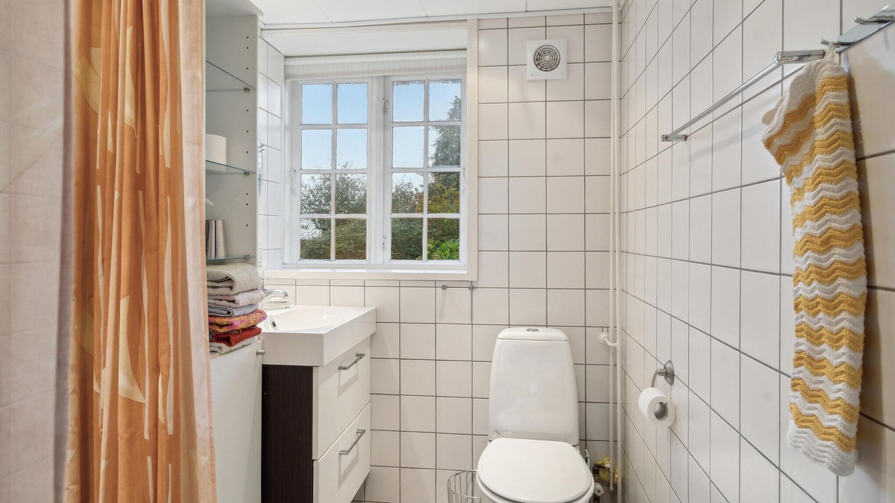 Photo of Bathroom in Faaborg