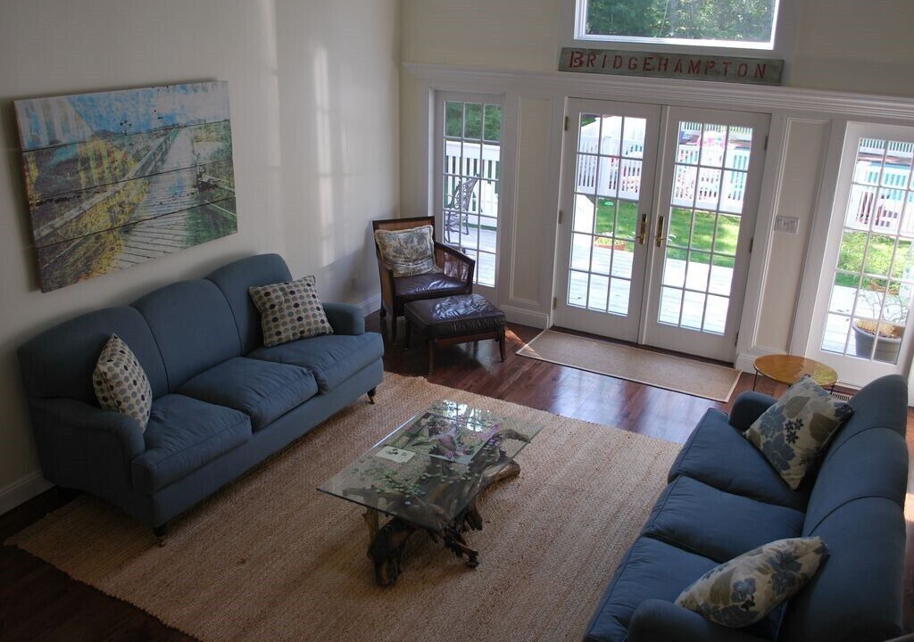 Photo of Livingroom in Bridgehampton