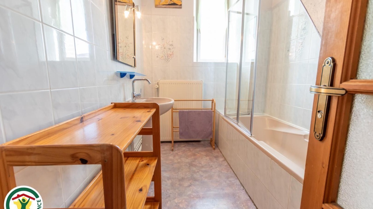Photo of Bathroom in Saint-Just-Sauvage