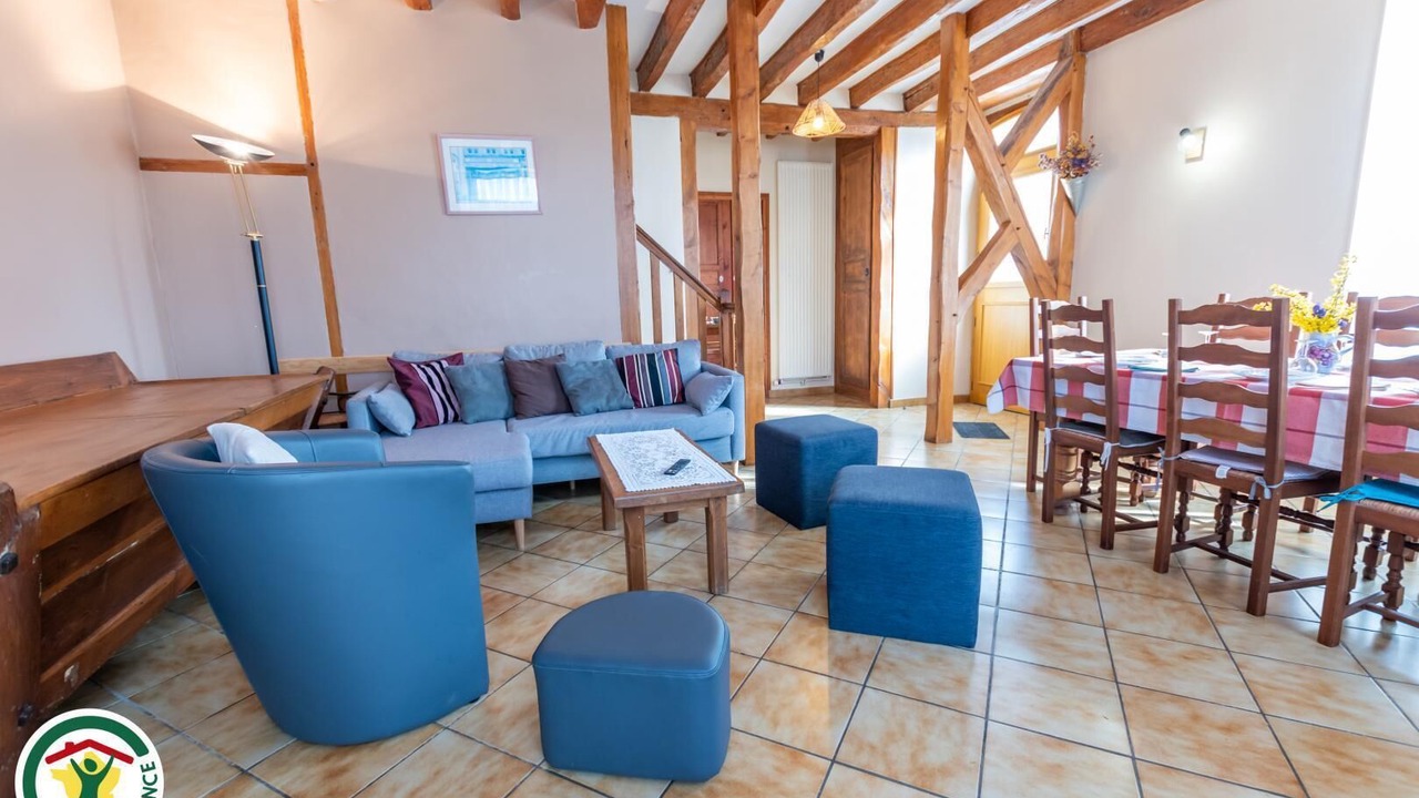 Photo of Livingroom in Saint-Just-Sauvage