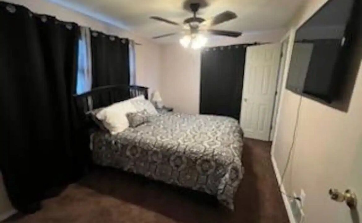 Photo of Bedroom in Ecorse