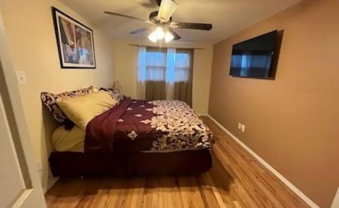 Photo of Bedroom in Ecorse
