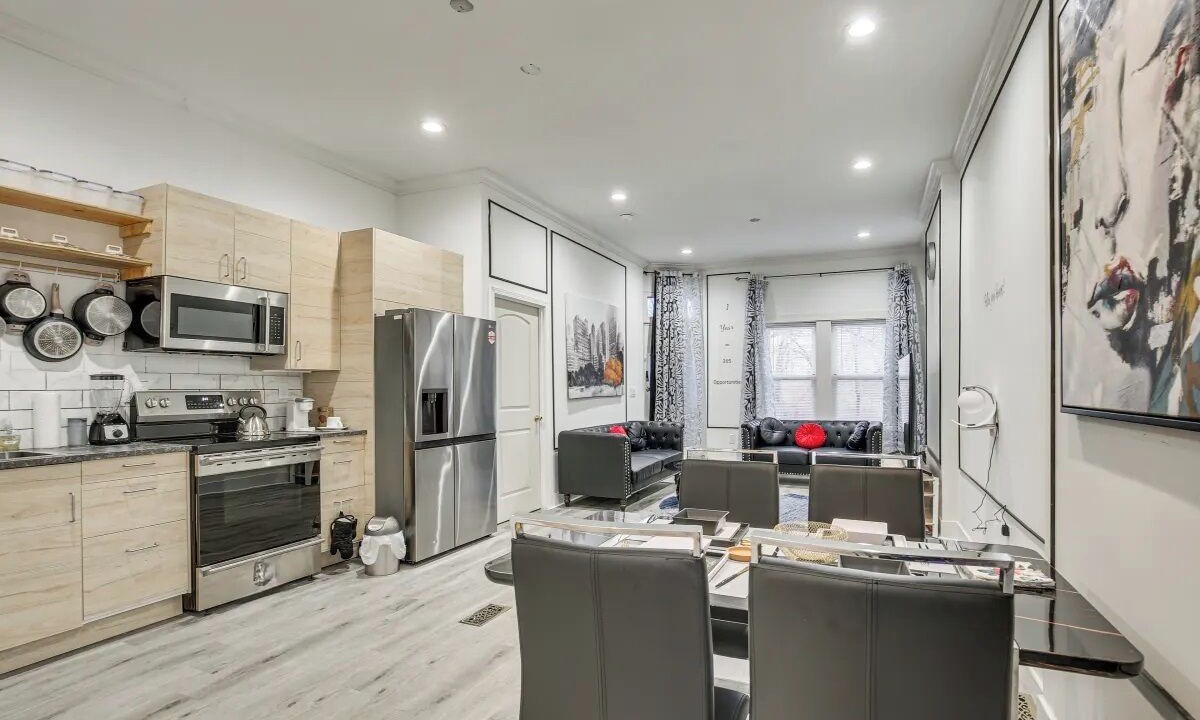 Photo of Kitchen in Lafayette Square