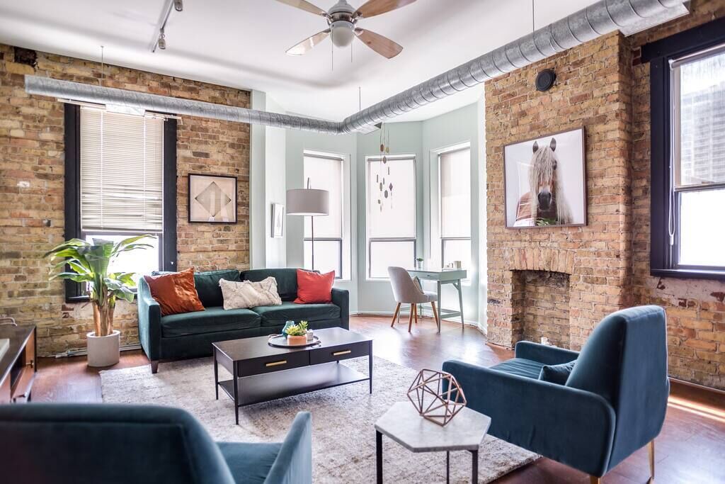 Photo of Livingroom in River North