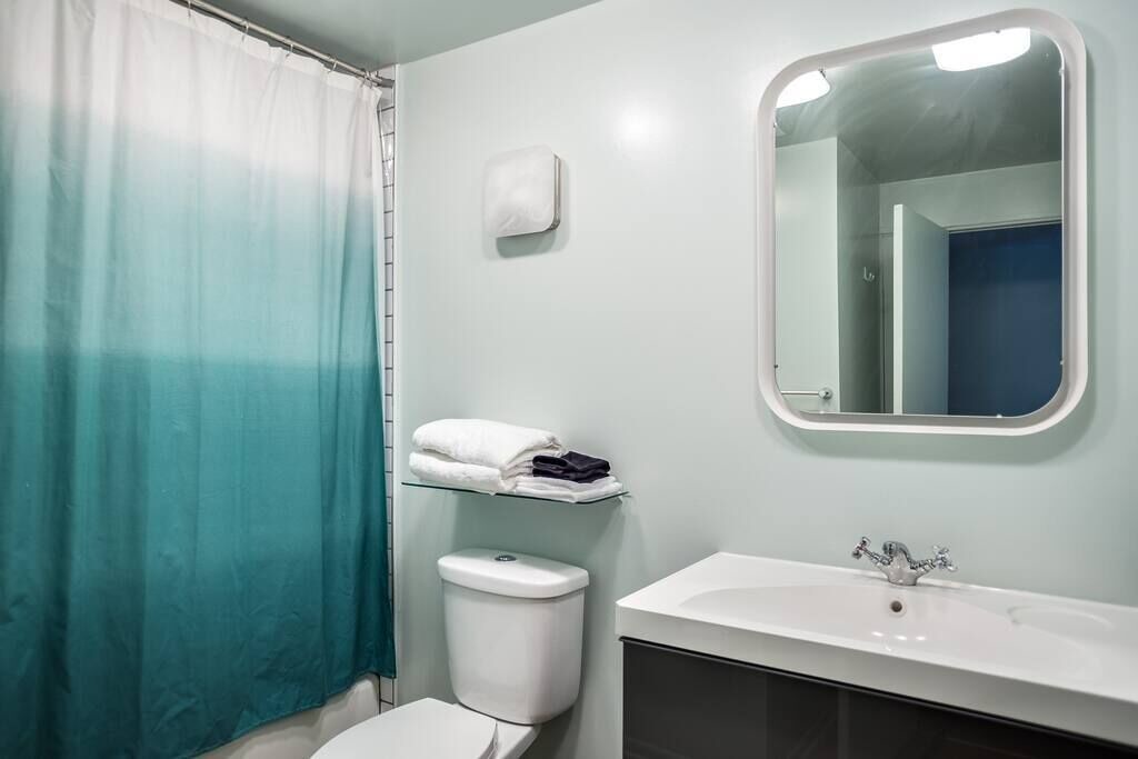 Photo of Bathroom in River North