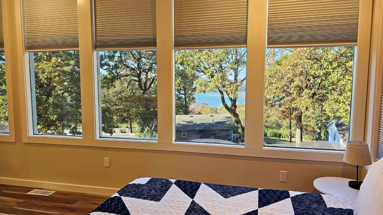 Photo of Bedroom in Pettit