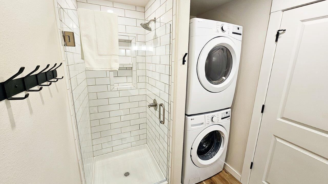 Photo of Bathroom in Pettit
