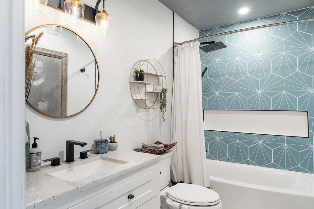 Photo of Bathroom in Eagle Mountain
