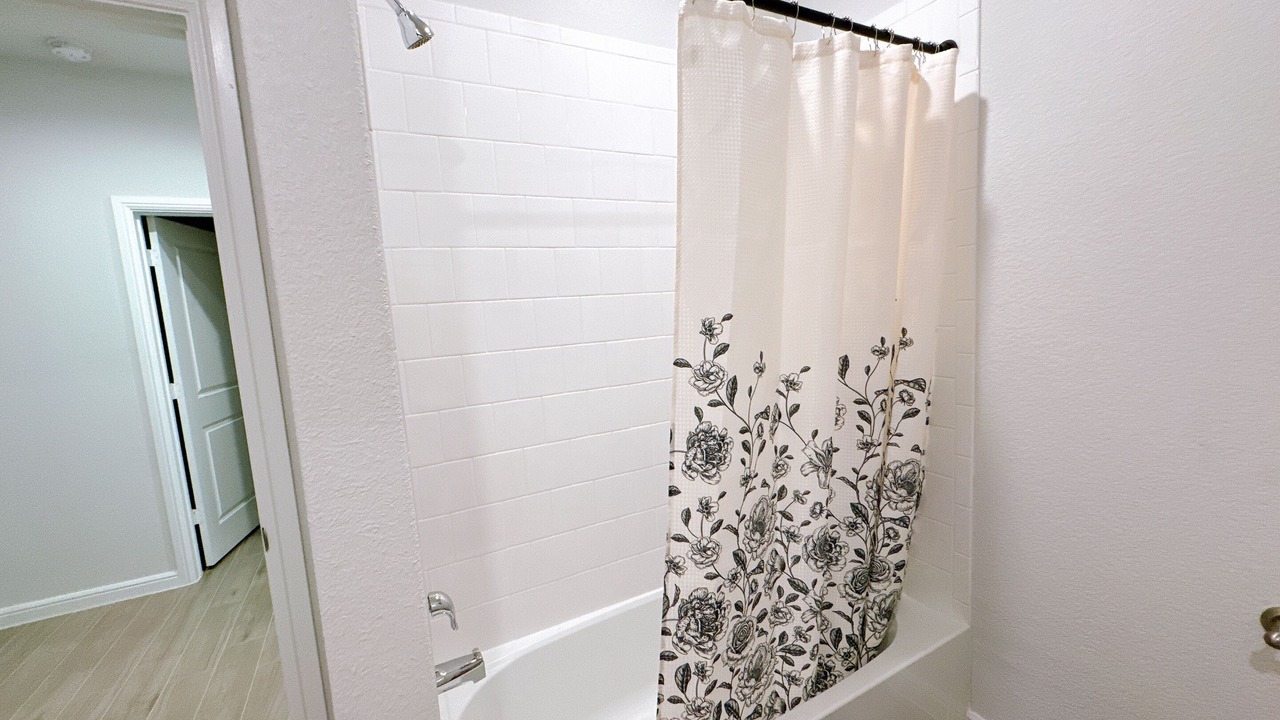 Photo of Bathroom in Crowley