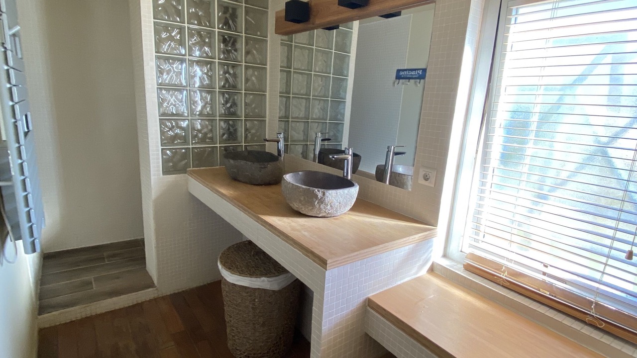 Photo of Bathroom in Les Matelles