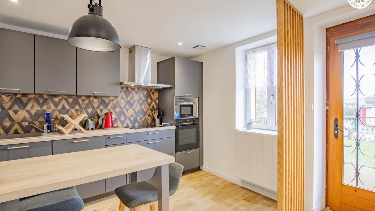 Photo of Kitchen in Epertully