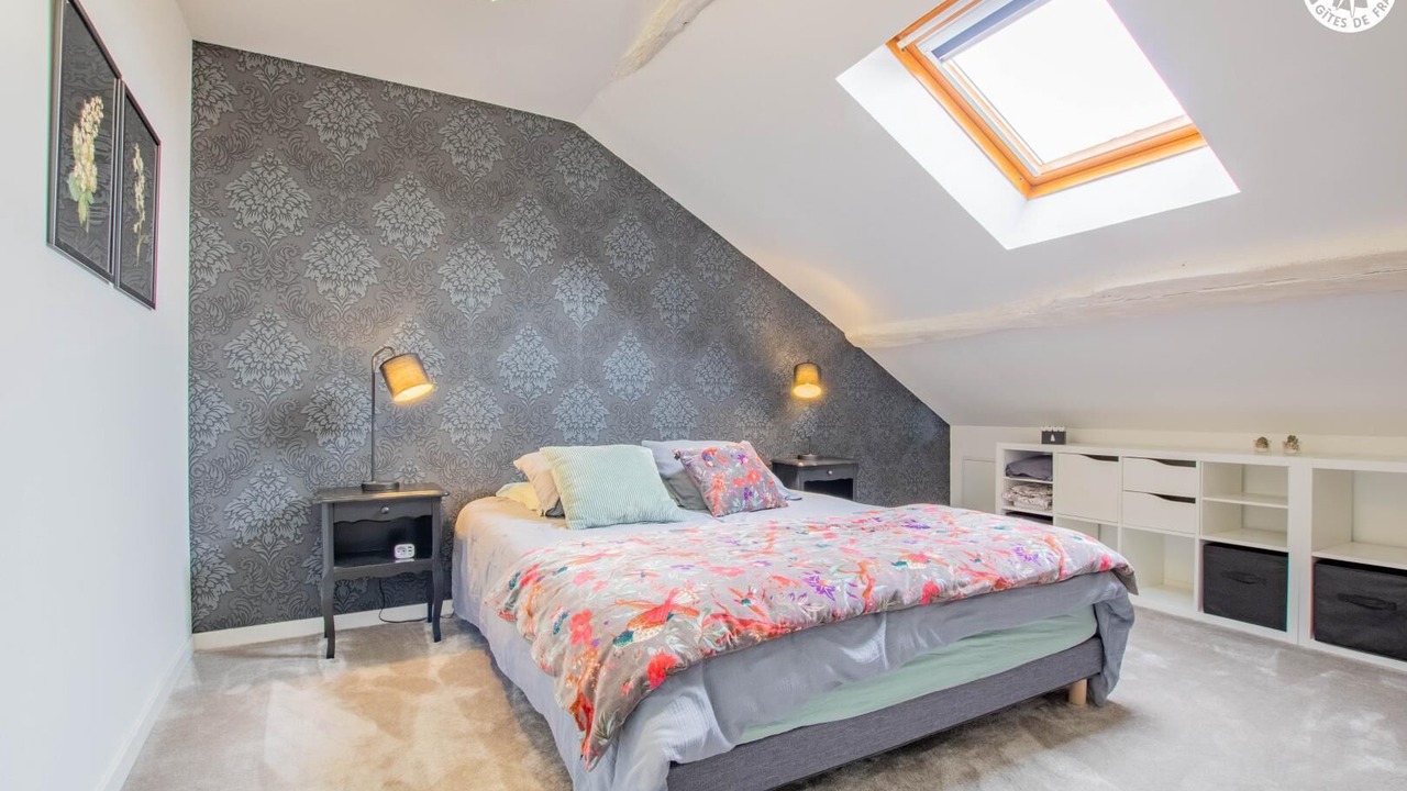 Photo of Bedroom in Epertully