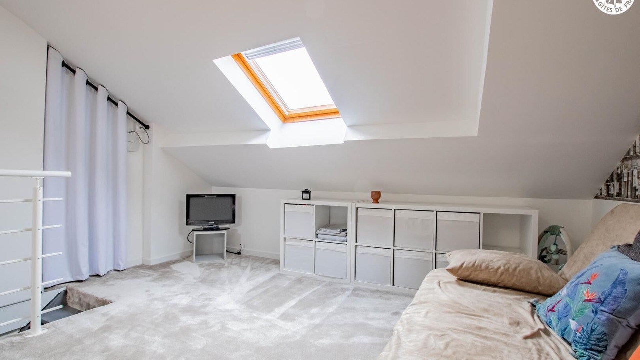 Photo of Livingroom in Epertully