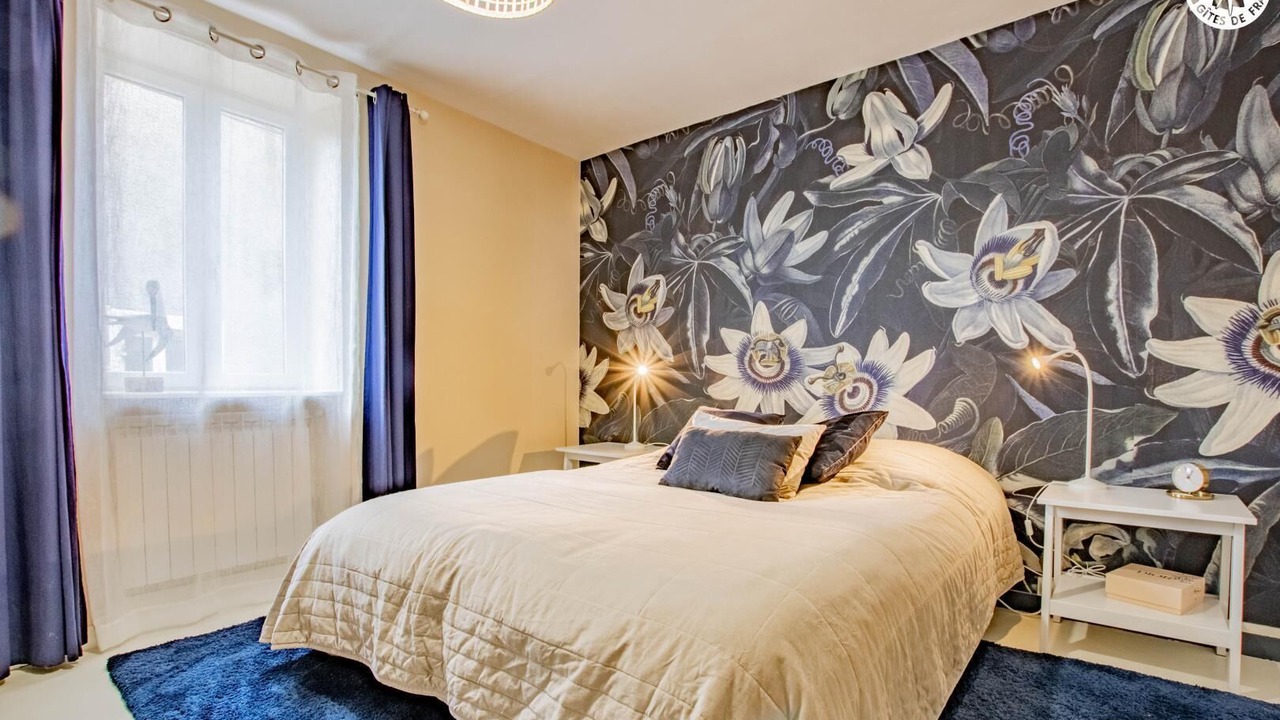 Photo of Bedroom in Epertully